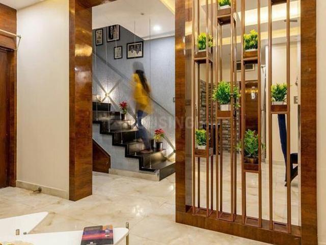 2 BHK Apartment in Sector 99 for resale Gurgaon. The reference number is 20589564
