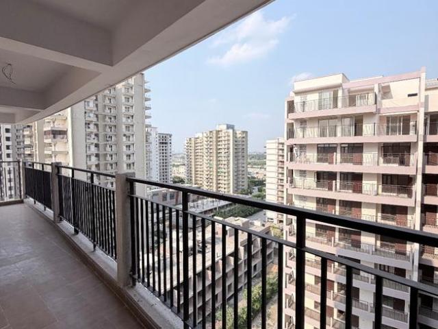 2 BHK Apartment in Sector 99 for resale Gurgaon. The reference number is 20839412