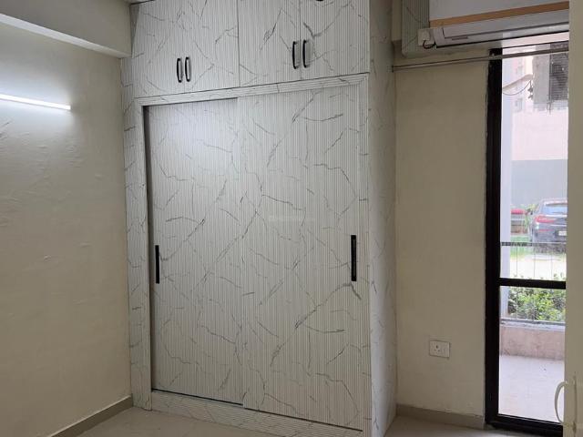 2 BHK Apartment in Sector 99A for rent Gurgaon. The reference number is 20576631