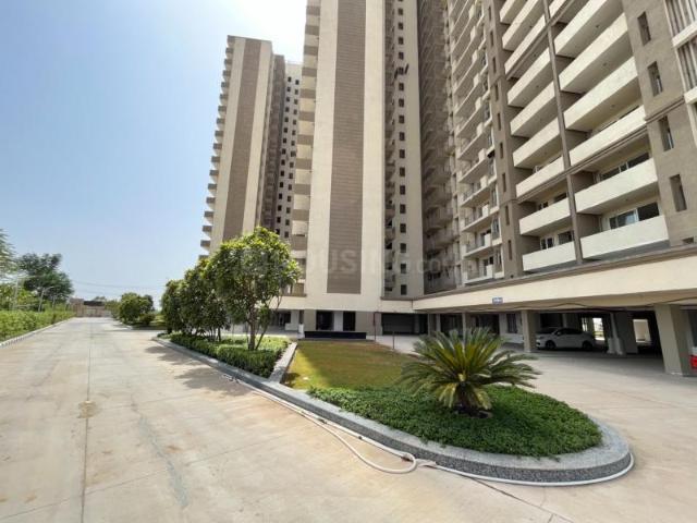 2 BHK Apartment in Sector 99A for resale Gurgaon. The reference number is 14008638