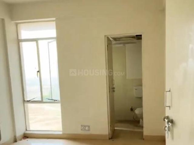 2 BHK Apartment in Sector 99A for resale Gurgaon. The reference number is 19702365