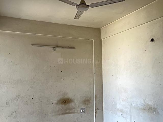 2 BHK Apartment in Sector 99A for resale Gurgaon. The reference number is 19961193