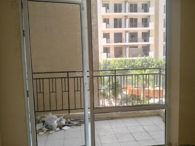 2 BHK Apartment in Sector 90 for rent Gurgaon. The reference number is 19632868