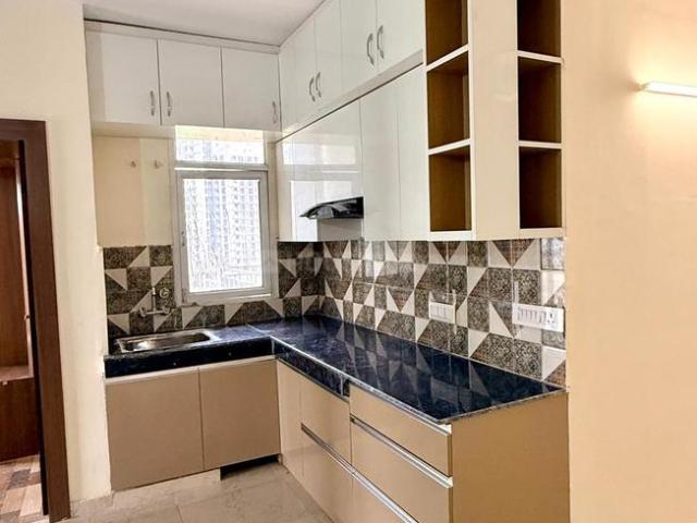 2 BHK Apartment in Sector 90 for rent Gurgaon. The reference number is 20769979