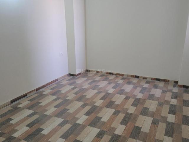 2 BHK Apartment in Sector 90 for rent Gurgaon. The reference number is 20004731