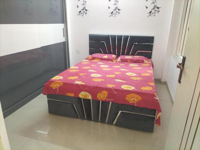 2 BHK Apartment in Sector 90 for rent Gurgaon. The reference number is 20169800