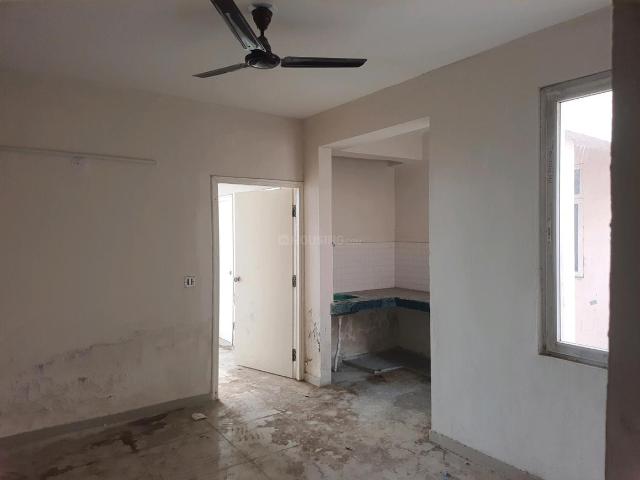 2 BHK Apartment in Sector 90 for resale Gurgaon. The reference number is 18931371