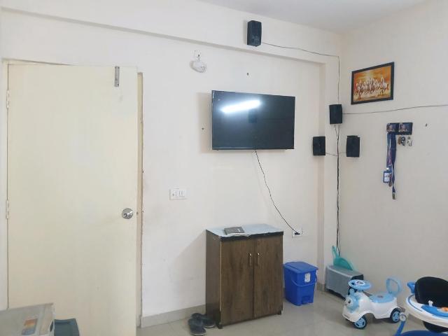 2 BHK Apartment in Sector 90 for resale Gurgaon. The reference number is 19916149