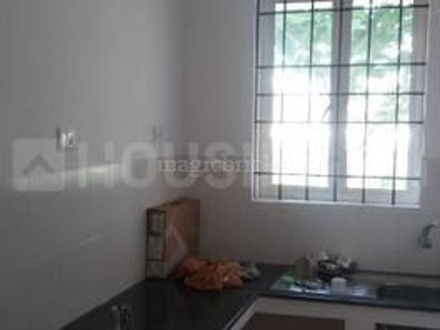 2 BHK Apartment in Sector 92 for rent Gurgaon. The reference number is 19396261