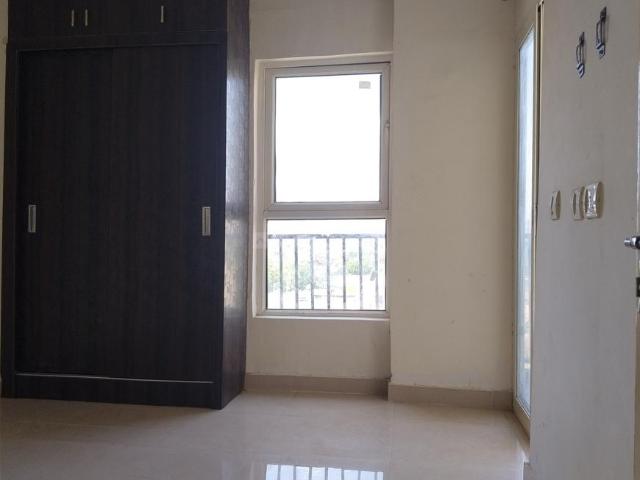 2 BHK Apartment in Sector 92 for rent Gurgaon. The reference number is 20149867