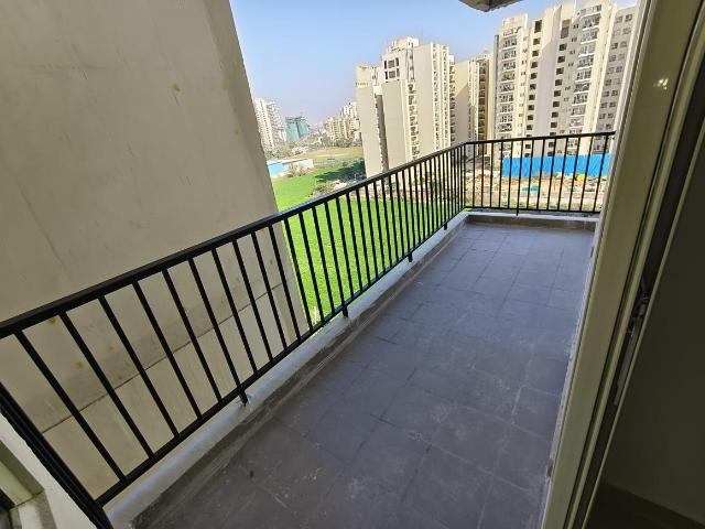 2 BHK Apartment in Sector 92 for rent Gurgaon. The reference number is 20274516