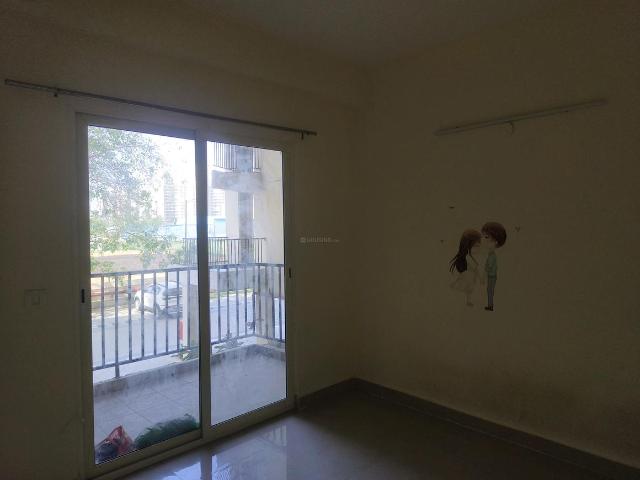 2 BHK Apartment in Sector 92 for resale Gurgaon. The reference number is 18765786