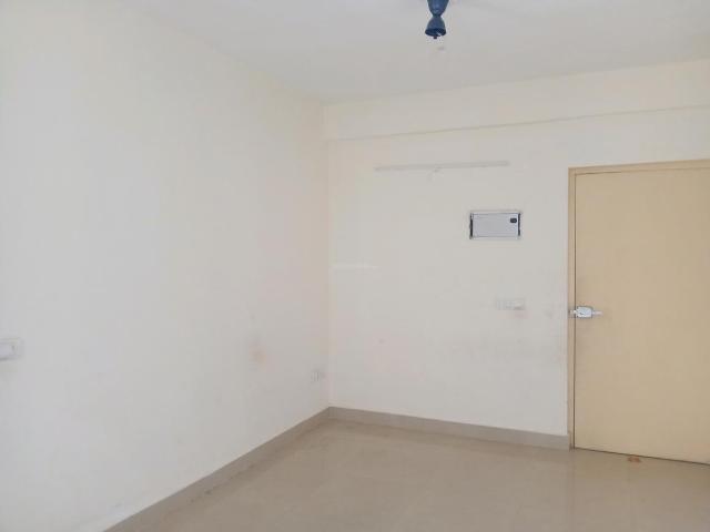2 BHK Apartment in Sector 92 for resale Gurgaon. The reference number is 19914744