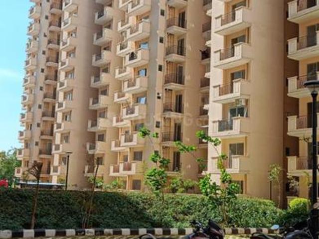 2 BHK Apartment in Sector 93 for rent Gurgaon. The reference number is 19982706