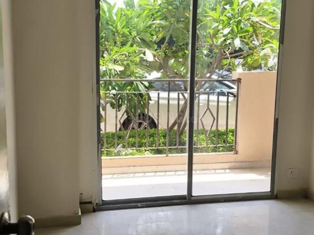 2 BHK Apartment in Sector 93 for rent Gurgaon. The reference number is 20175150