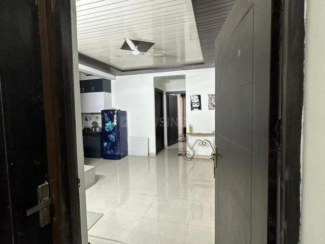 2 BHK Apartment in Sector 93 for resale Gurgaon. The reference number is 16409120