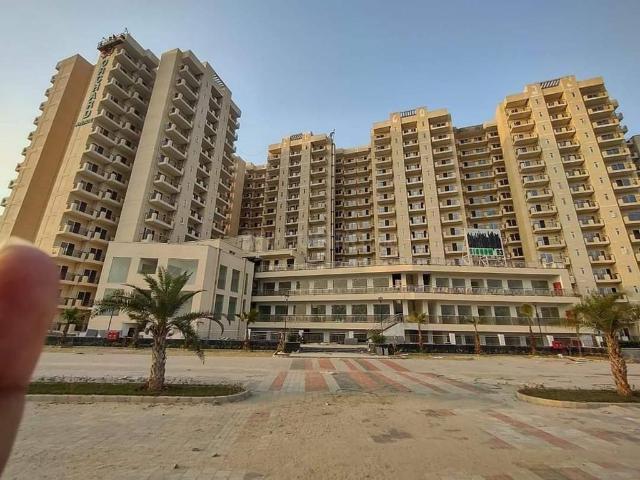 2 BHK Apartment in Sector 93 for resale Gurgaon. The reference number is 16531742