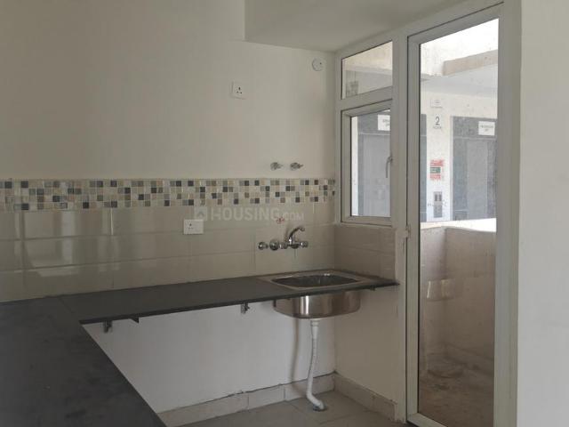 2 BHK Apartment in Sector 93 for resale Gurgaon. The reference number is 17288174