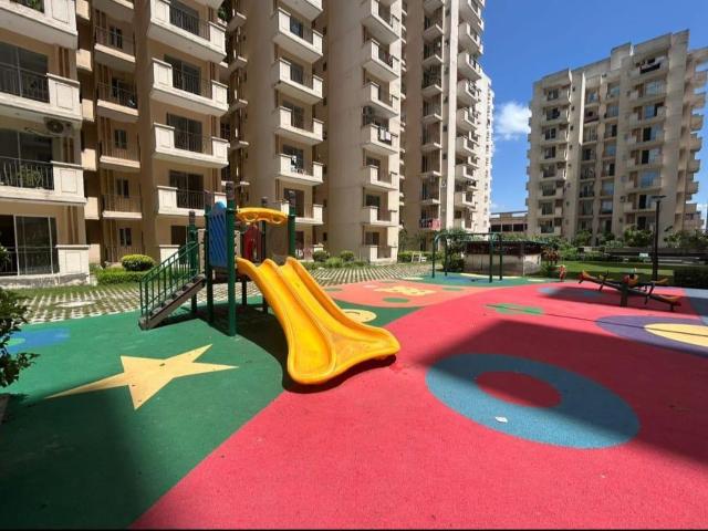2 BHK Apartment in Sector 93 for resale Gurgaon. The reference number is 19783489