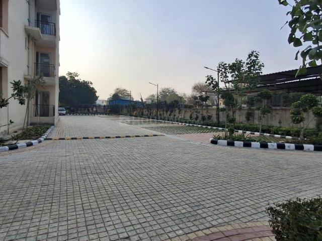 2 BHK Apartment in Sector 93 for resale Gurgaon. The reference number is 19856205