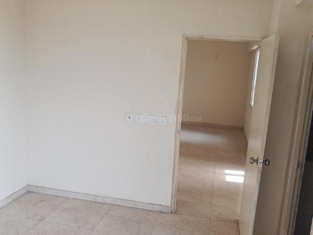 2 BHK Apartment in Sector 93 for resale Gurgaon. The reference number is 19986501