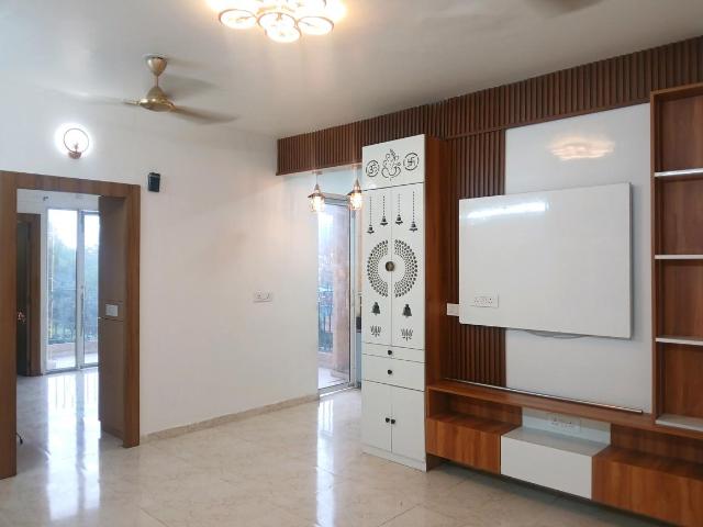 2 BHK Apartment in Sector 93 for resale Gurgaon. The reference number is 19925129