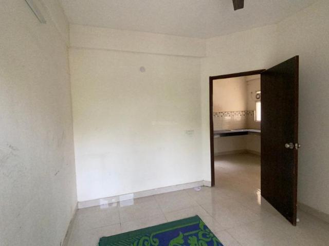 2 BHK Apartment in Sector 93 for resale Gurgaon. The reference number is 20580914