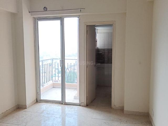 2 BHK Apartment in Sector 93 for resale Gurgaon. The reference number is 20657196
