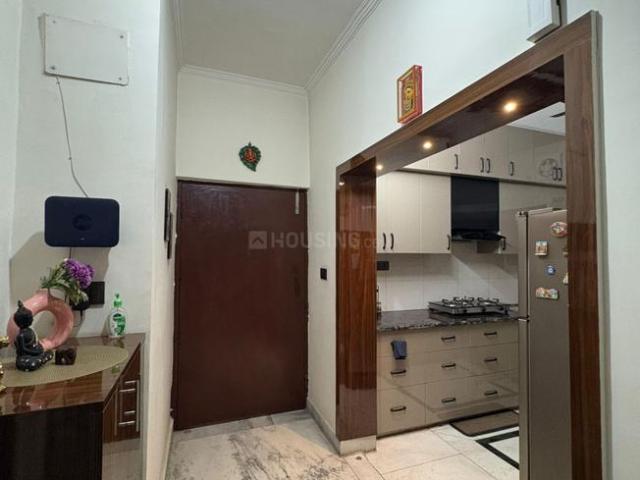 2 BHK Apartment in Sector 93 for resale Noida. The reference number is 20441084