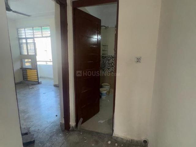2 BHK Apartment in Sector 9 Dwarka for rent New Delhi. The reference number is 18425109