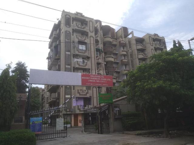 2 BHK Apartment in Sector 9 Dwarka for resale New Delhi. The reference number is 16679883
