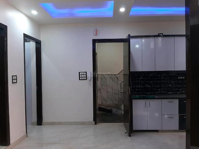 2 BHK Apartment in Sector 9 Rohini for rent New Delhi. The reference number is 19870662
