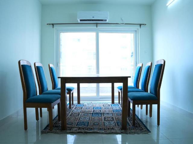 2 BHK Apartment in Serilingampally for rent Hyderabad. The reference number is 20587352