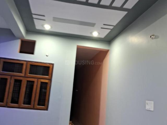 2 BHK Apartment in Shyam Nagar for rent Kanpur. The reference number is 18163451