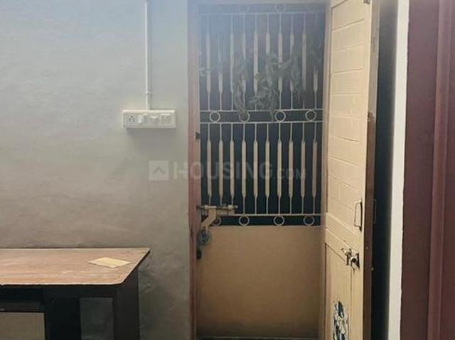 2 BHK Apartment in Shyamal for rent Ahmedabad. The reference number is 16049305