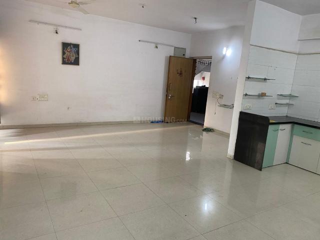 2 BHK Apartment in Shyamal for rent Ahmedabad. The reference number is 19748993