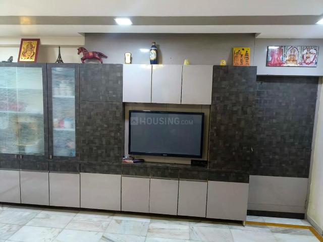 2 BHK Apartment in Shyamal for rent Ahmedabad. The reference number is 19809911