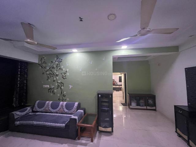 2 BHK Apartment in Shyamal for rent Ahmedabad. The reference number is 19917133