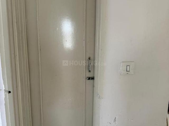 2 BHK Apartment in Shyamal for rent Ahmedabad. The reference number is 20462823