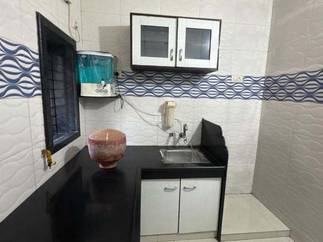 2 BHK Apartment in Shyamal for rent Ahmedabad. The reference number is 20940172