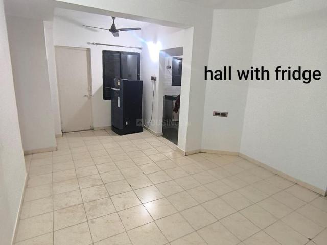 2 BHK Apartment in Shyamal for rent Ahmedabad. The reference number is 20352439