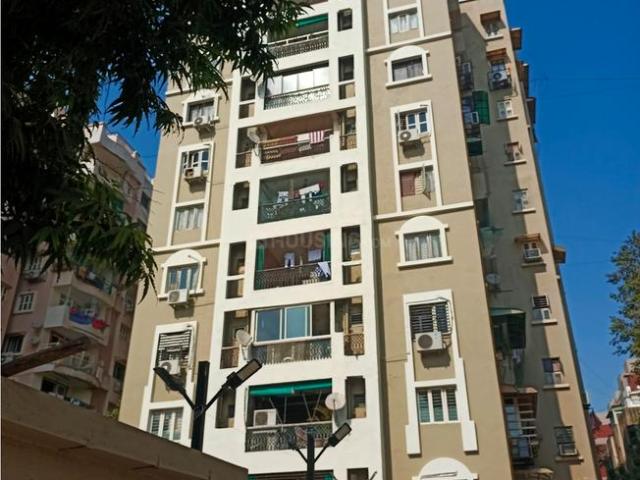 2 BHK Apartment in Shyamal for resale Ahmedabad. The reference number is 20517810