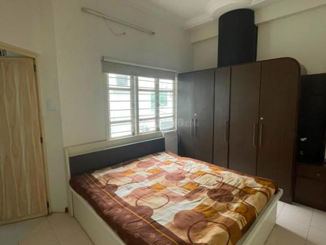 2 BHK Apartment in Shyamal for resale Ahmedabad. The reference number is 20891225