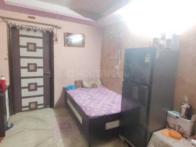 2 BHK Apartment in Shahdara for resale New Delhi. The reference number is 9033610