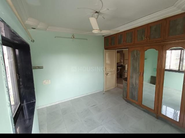 2 BHK Apartment in Shahibaug for rent Ahmedabad. The reference number is 17802064
