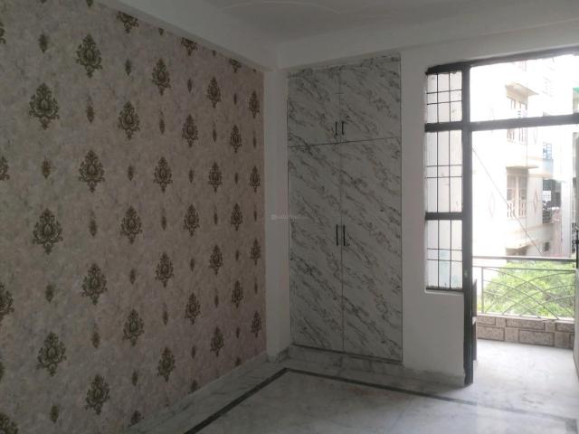 2 BHK Apartment in Shalimar Garden for resale Ghaziabad. The reference number is 20724419