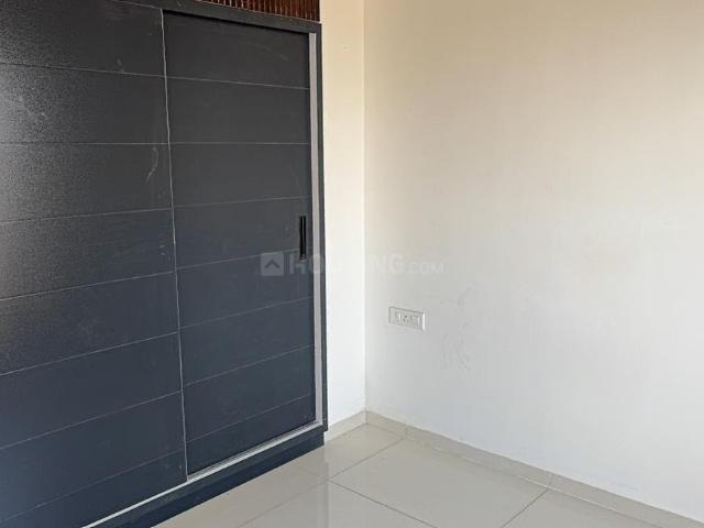 2 BHK Apartment in Shantigram for rent Ahmedabad. The reference number is 19701531