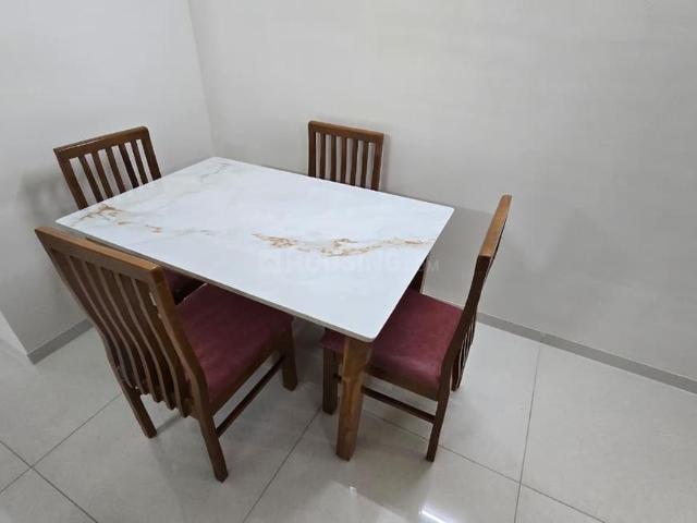 2 BHK Apartment in Shantigram for rent Ahmedabad. The reference number is 19076610