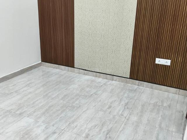 2 BHK Apartment in Shastri Nagar for resale New Delhi. The reference number is 20717562