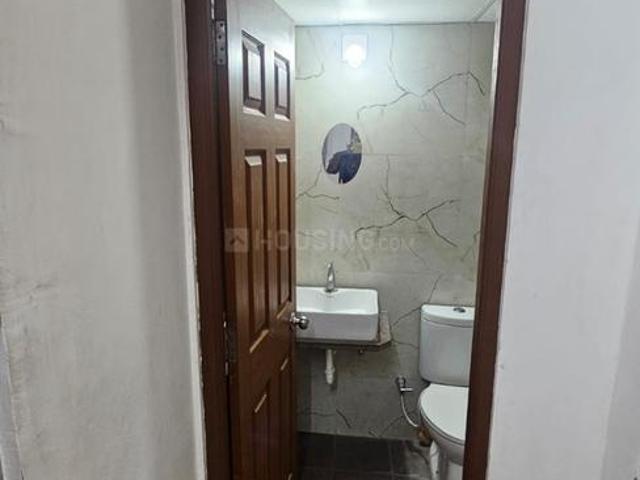 2 BHK Apartment in Shela for rent Ahmedabad. The reference number is 15935349